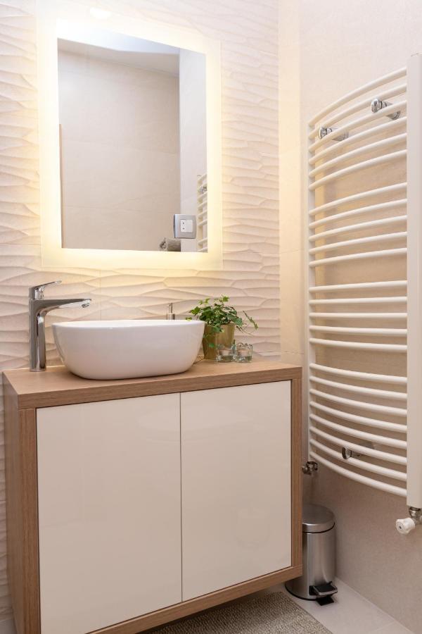 Anna Appartement Zagreb Buitenkant foto